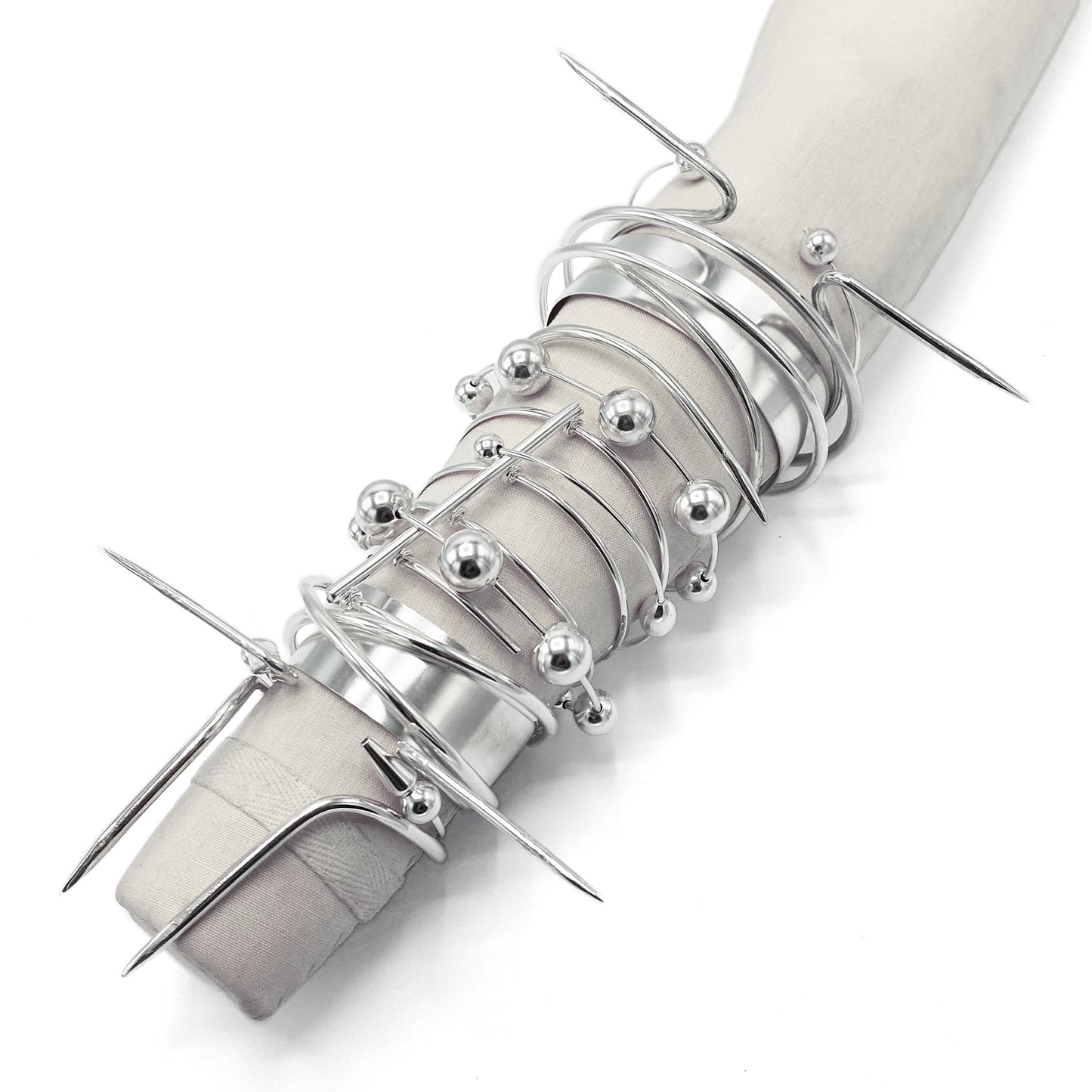 SPIRAL SPIKE WRIST CUFF