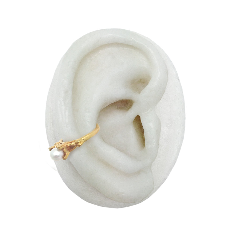 THE ENGAGEMENT PEARL EAR CUFF