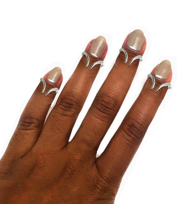 THE DOUBLE FANG DISTAL RING