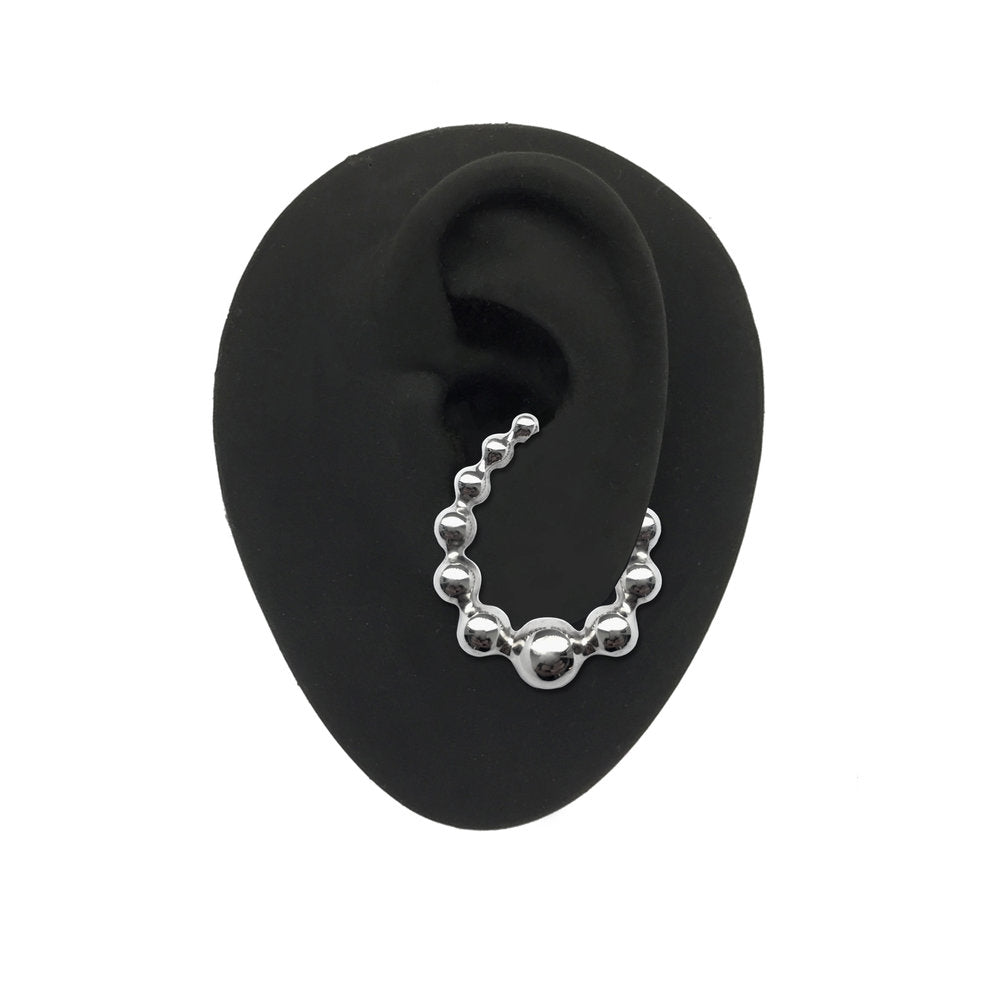 THE GRADUATED BALL CONCH CUFF