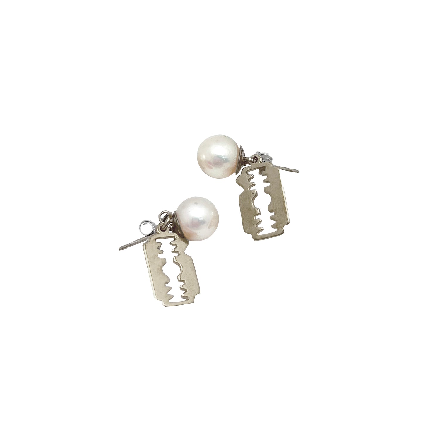 MICROBLADE PEARL EARRINGS (PAIR)