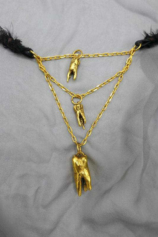 TEETH NECKLACE
