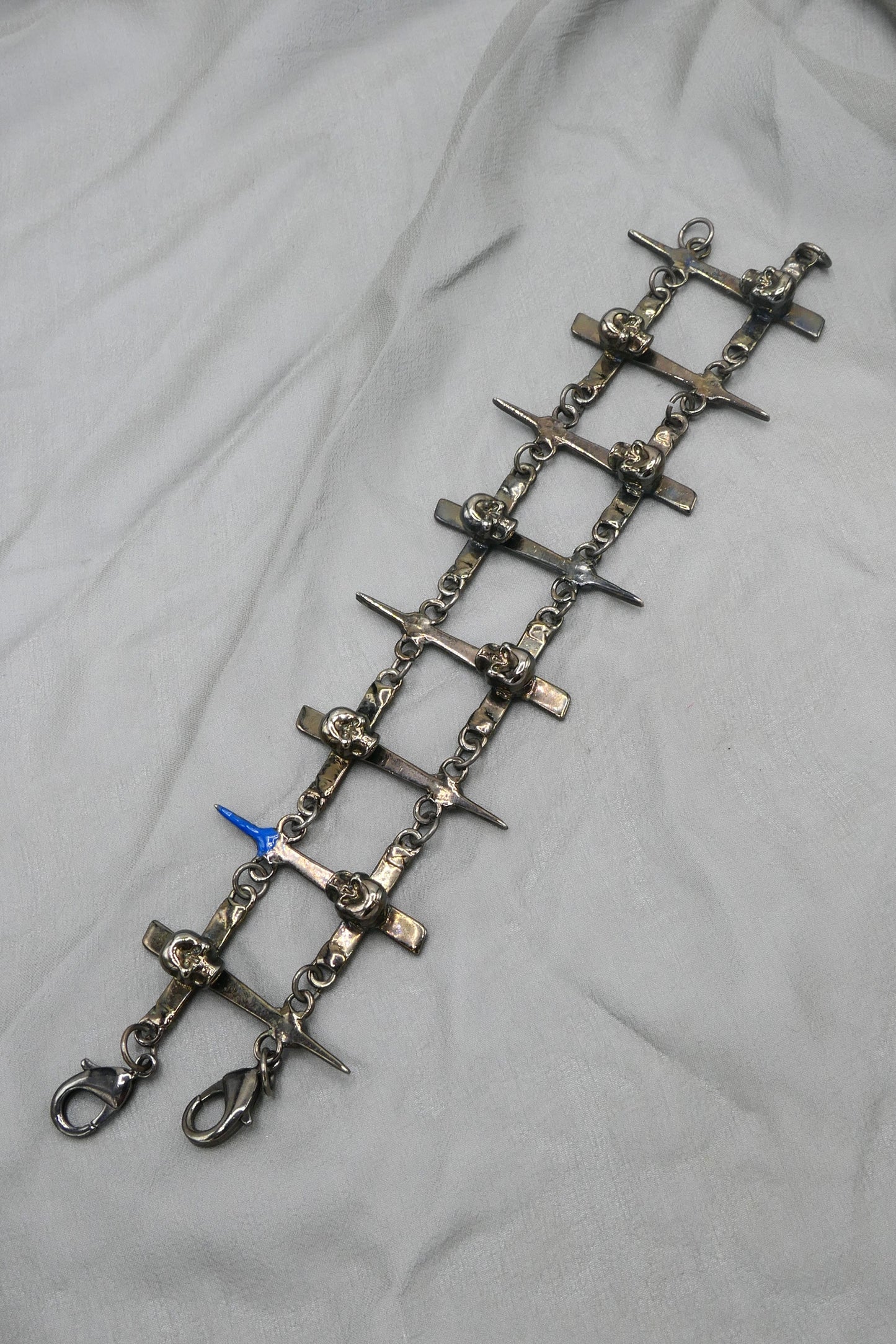 SKULL PIERCER LINKED BRACELET