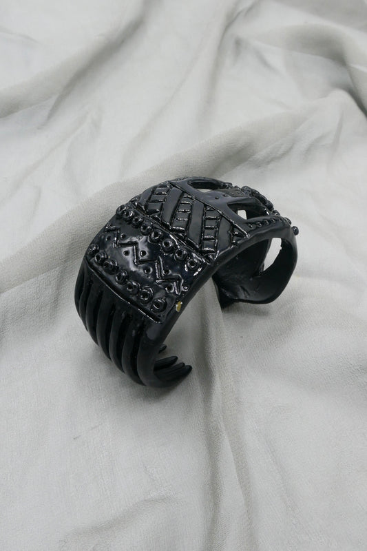 DARK TRIBAL CUFF