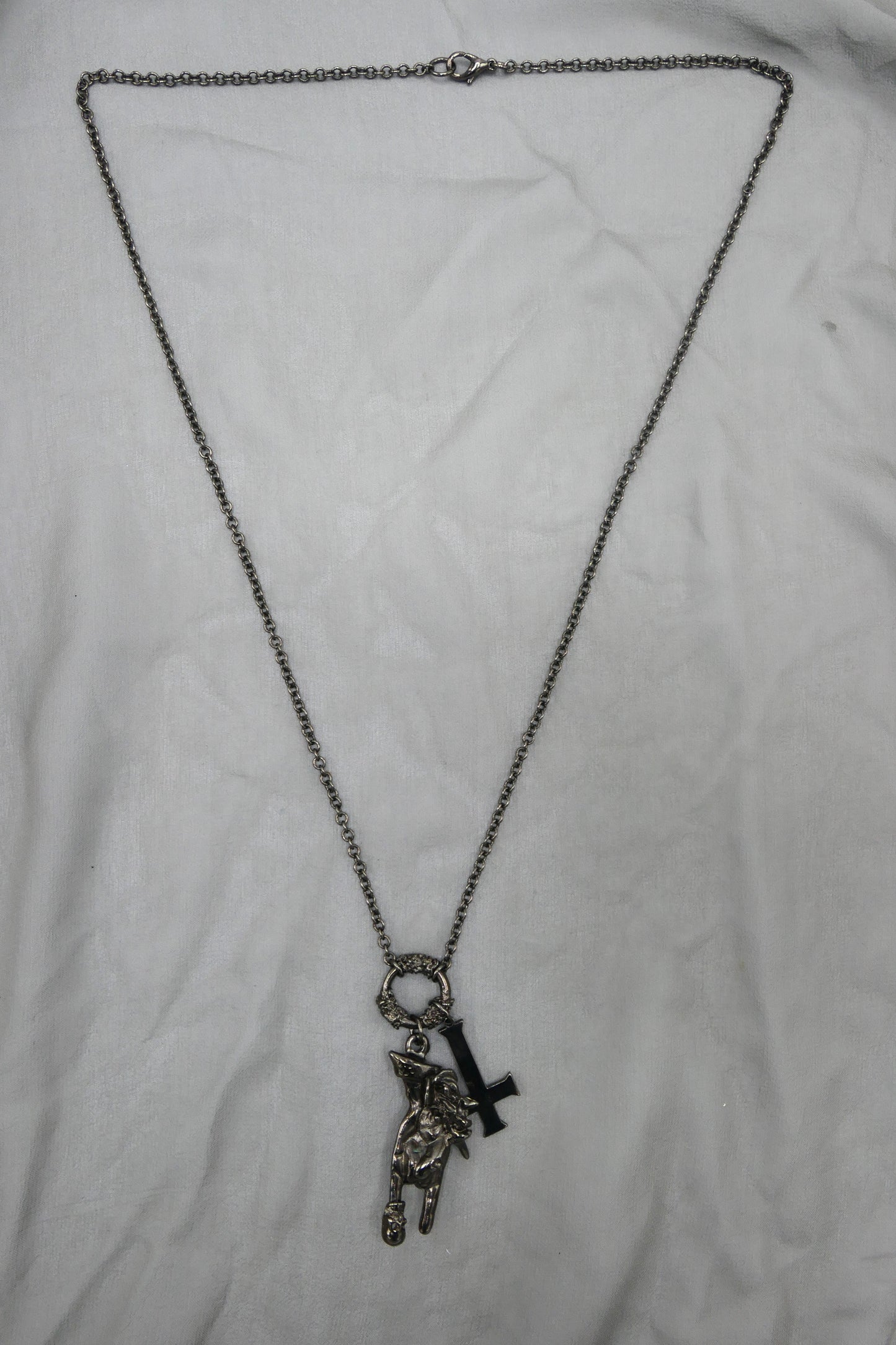 SKULL LOVE NECKLACE