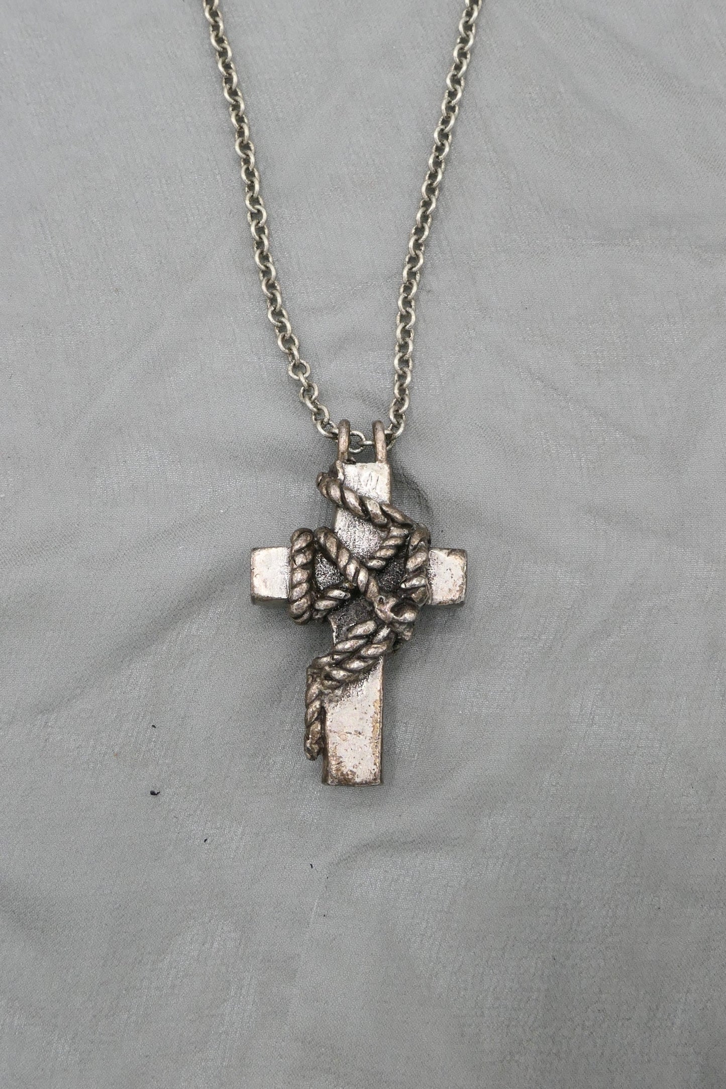 SAILOR'S CROSS NECKLACE