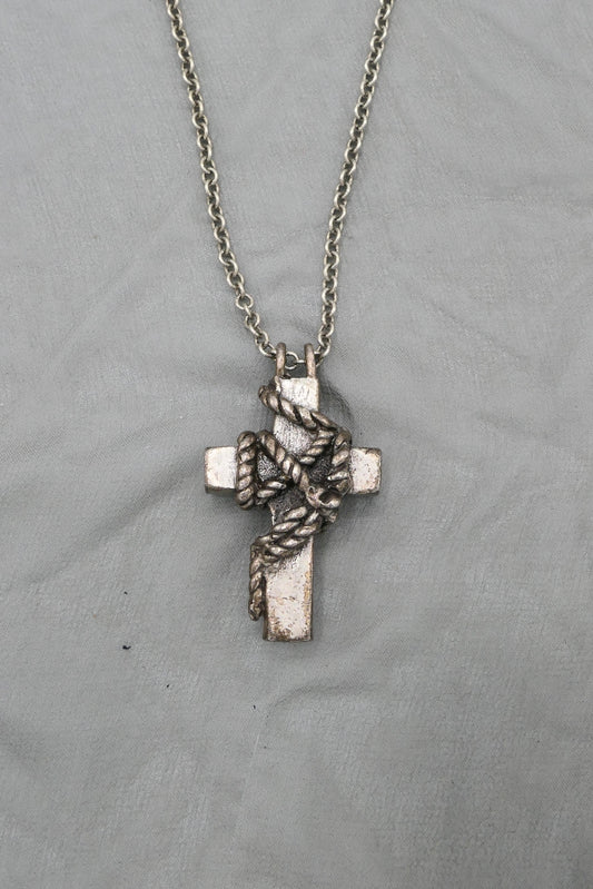 SAILOR'S CROSS NECKLACE