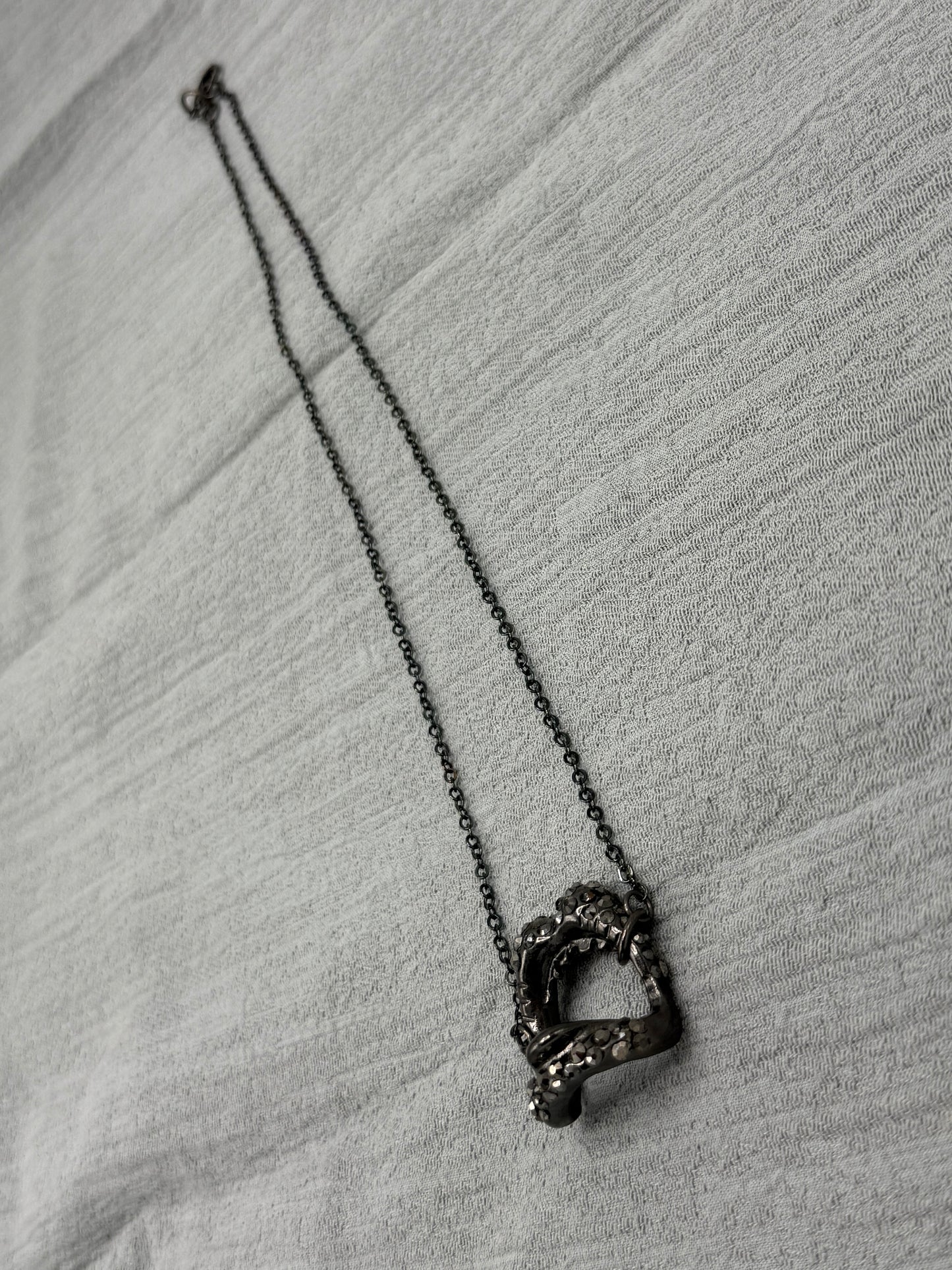 VOID RELIC NECKLACE