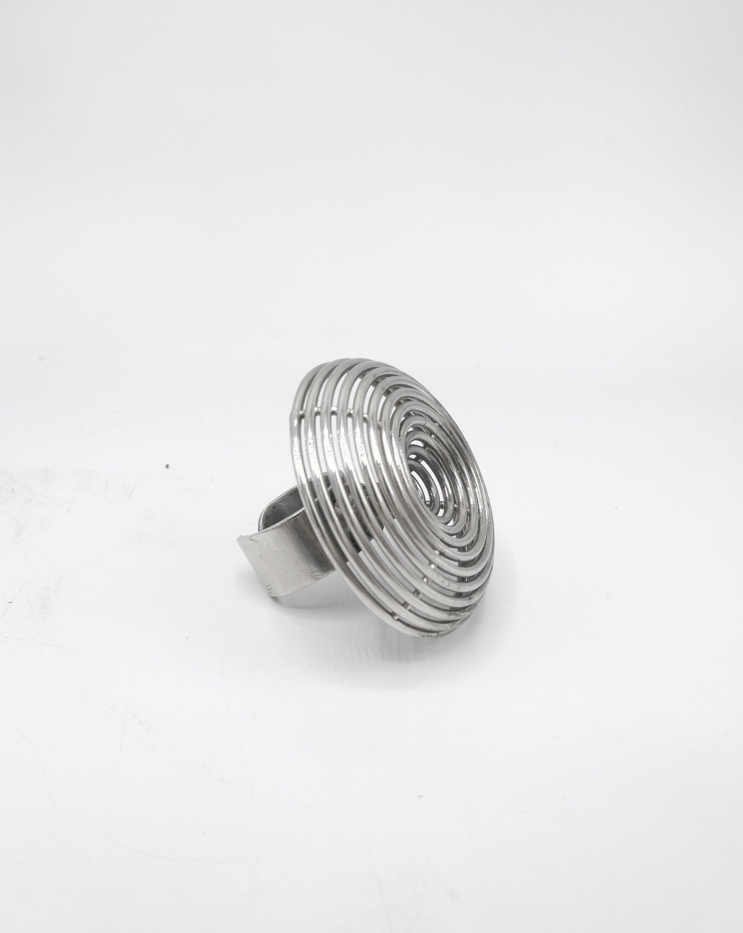 SPIRAL SHIELD RING