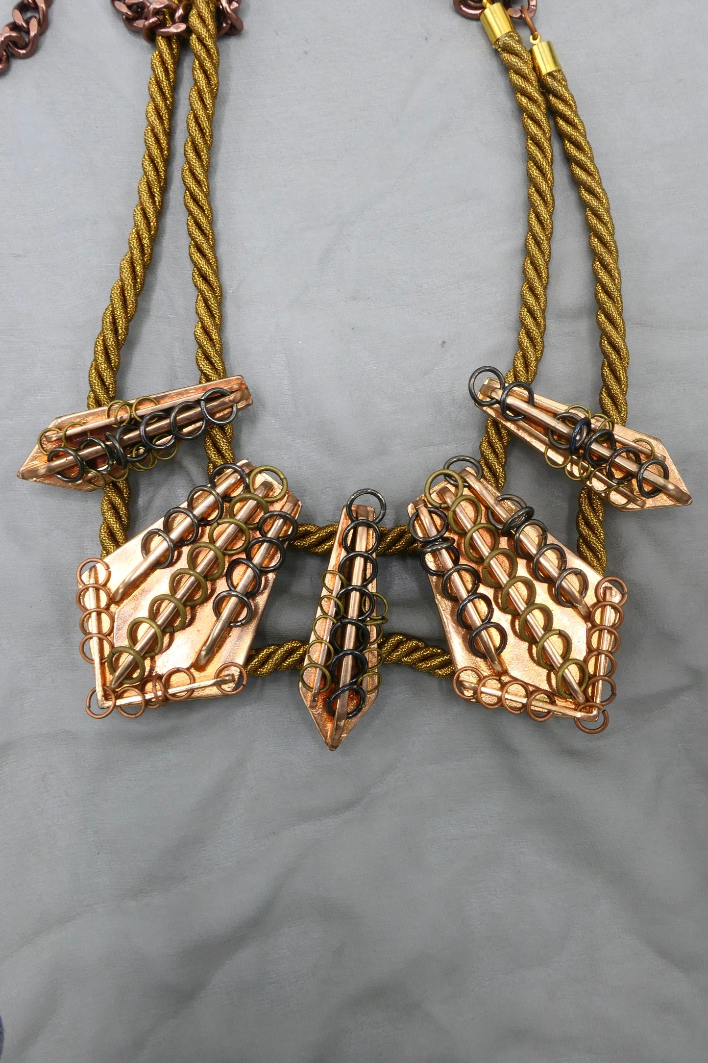 GRAVE GEOMETRY NECKLACE