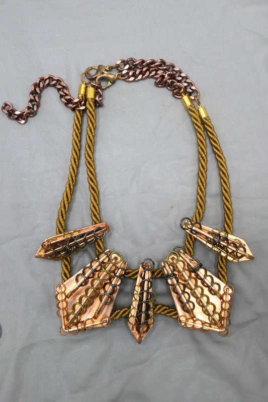 GRAVE GEOMETRY NECKLACE