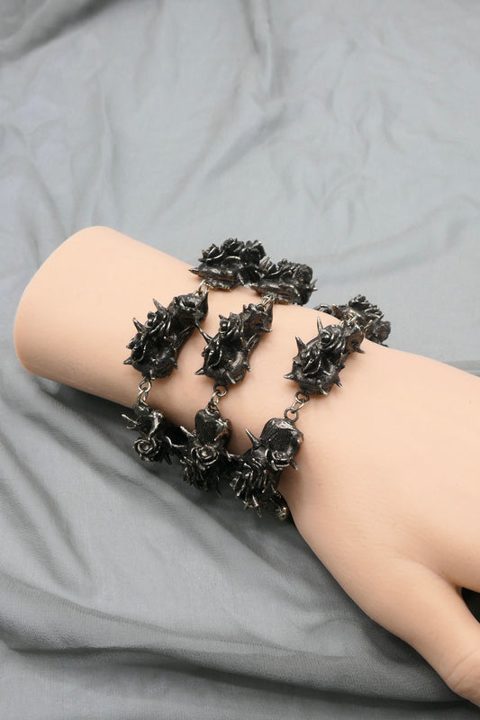 THE ROSE AND THORN PATCH LINKED CUFF