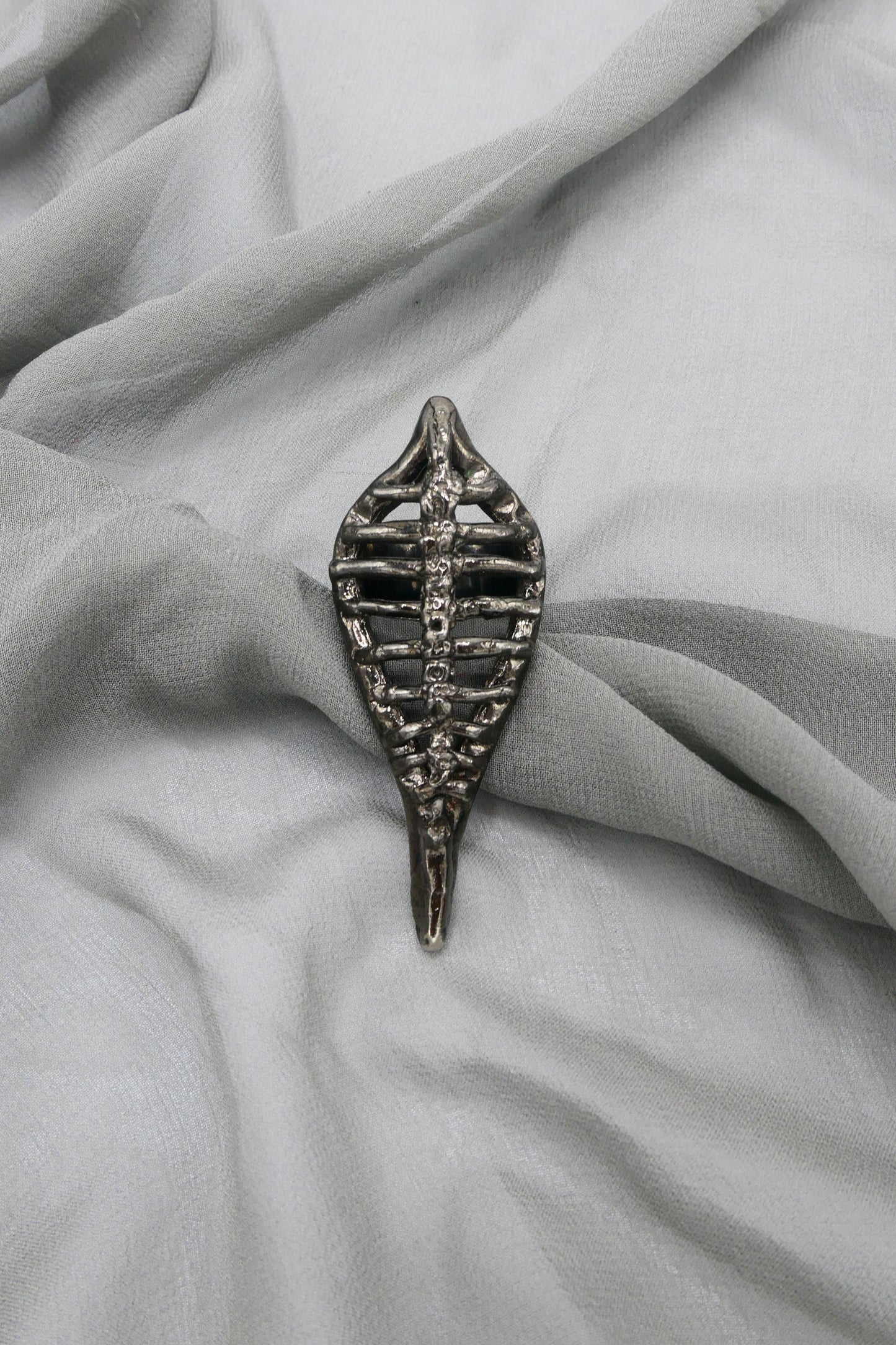 ALIEN SPINE RING