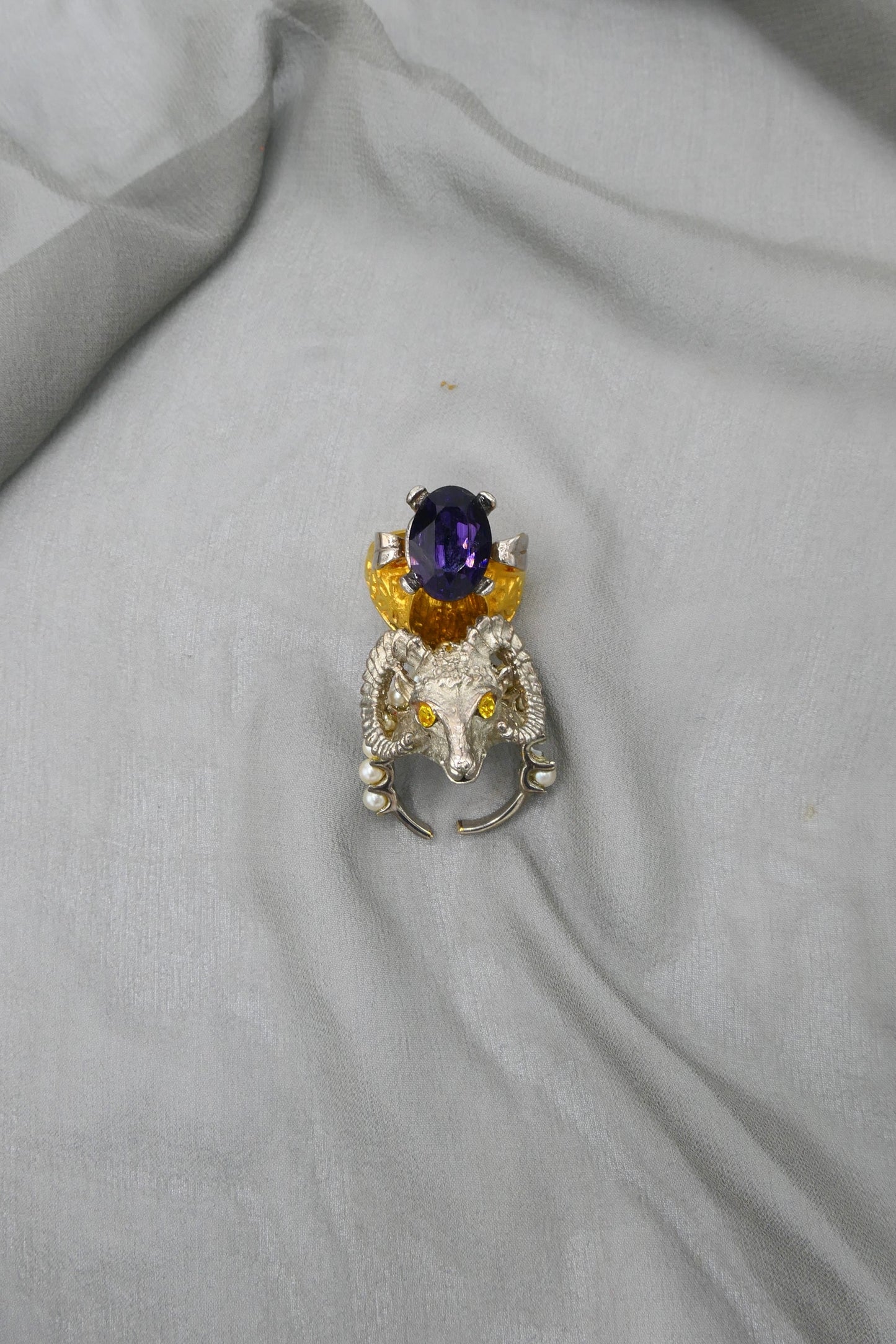 THE IDOLATRY HINGE RING