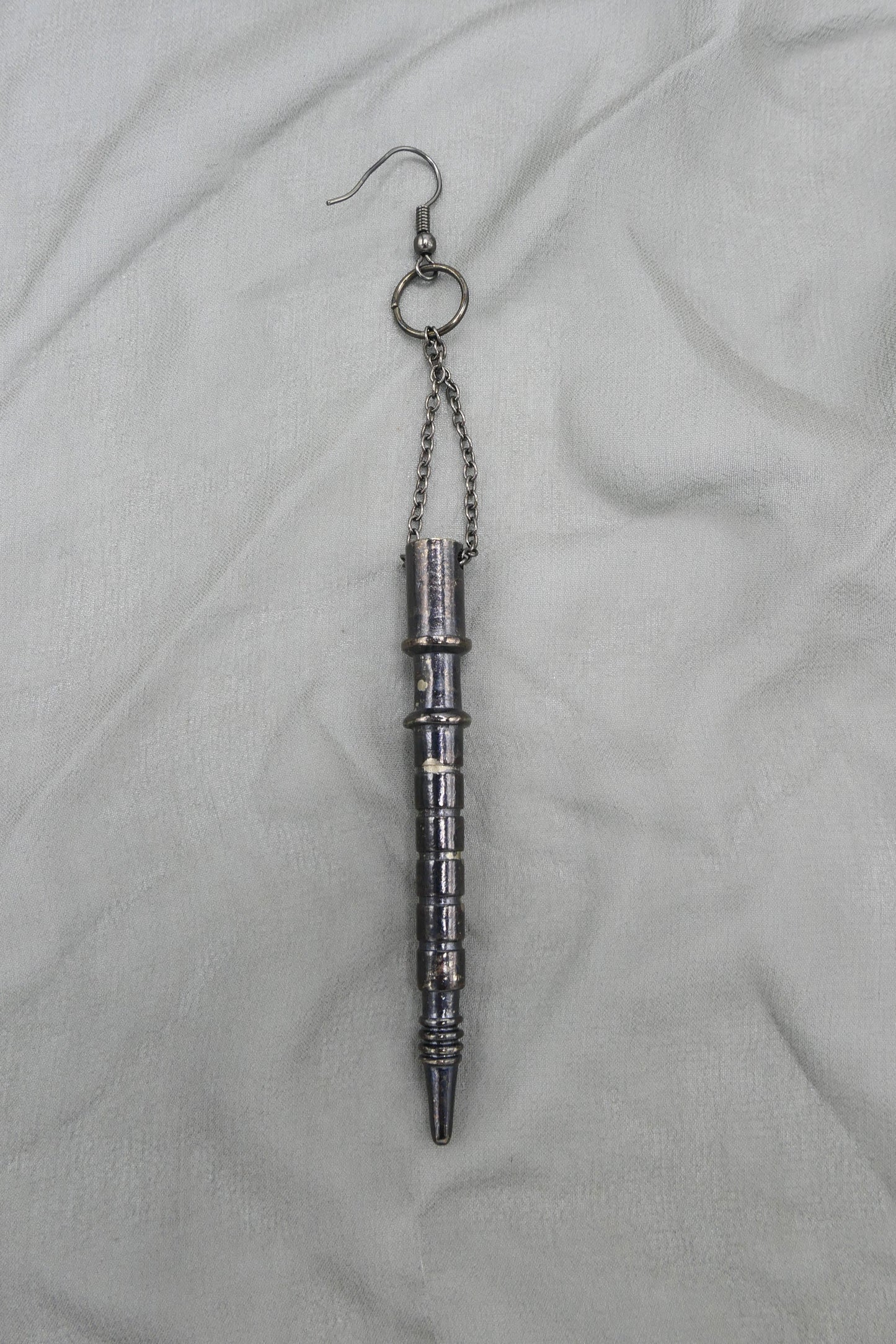ALIEN TOTEM SINGLE EARRING