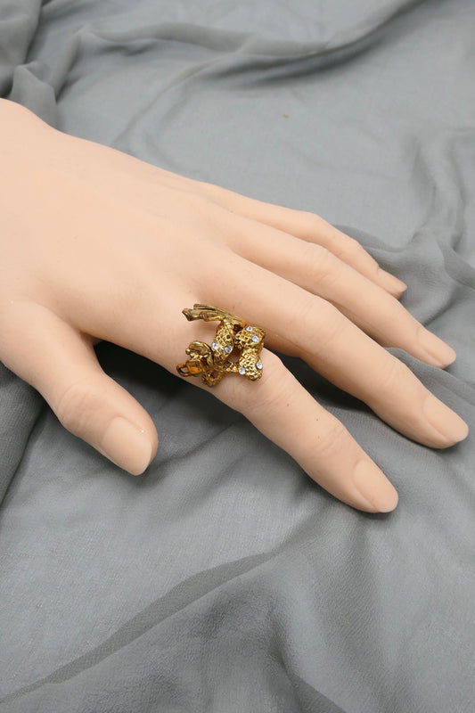 THE TRIPLE SERPENT RING