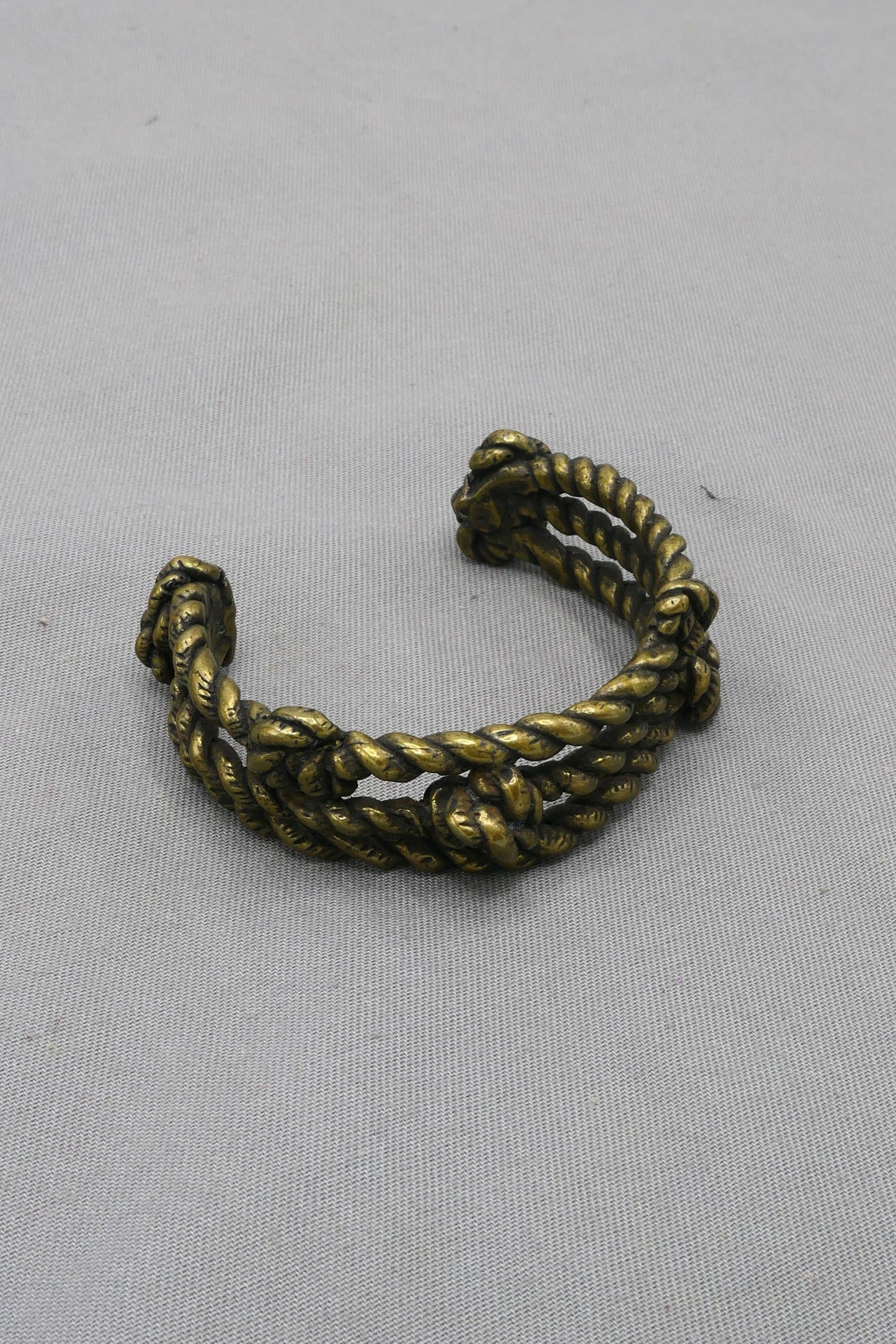 BOUND ROPE WRIST CUFF