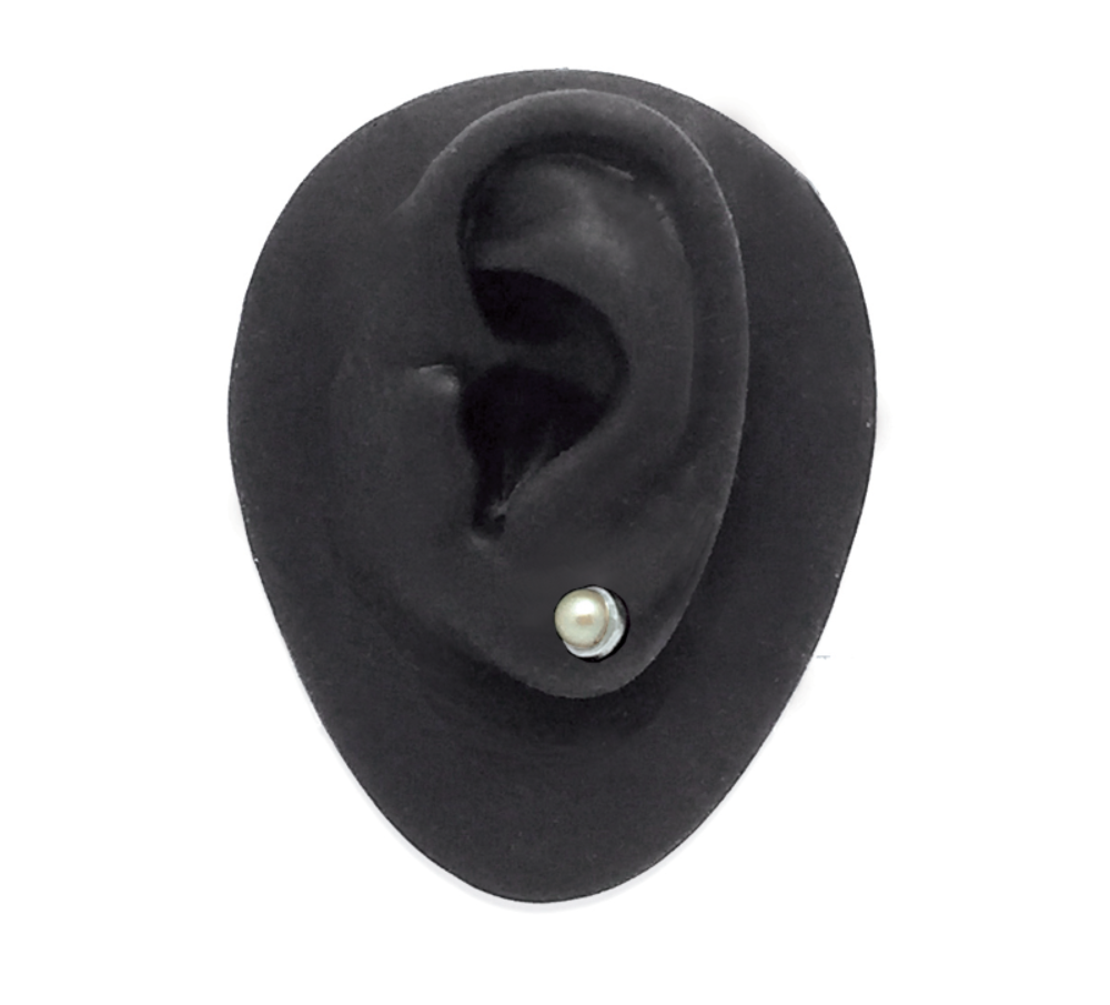 The Mini Pearl Stud Single Earring
